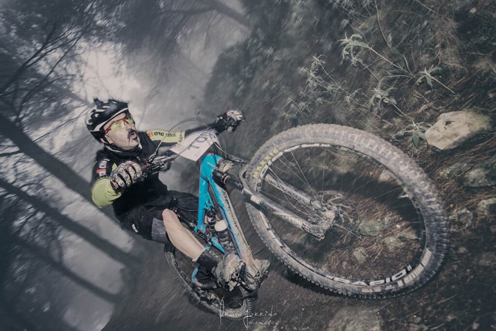 fotografía deportiva Mtb entrada blog niebla